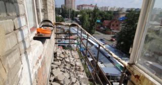 Демонтаж балкона Краснокаменск, цена от 2969 руб.