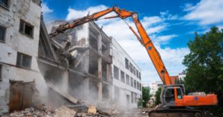 Промышленный демонтаж зданий Краснокаменск, цена от 2969 руб.